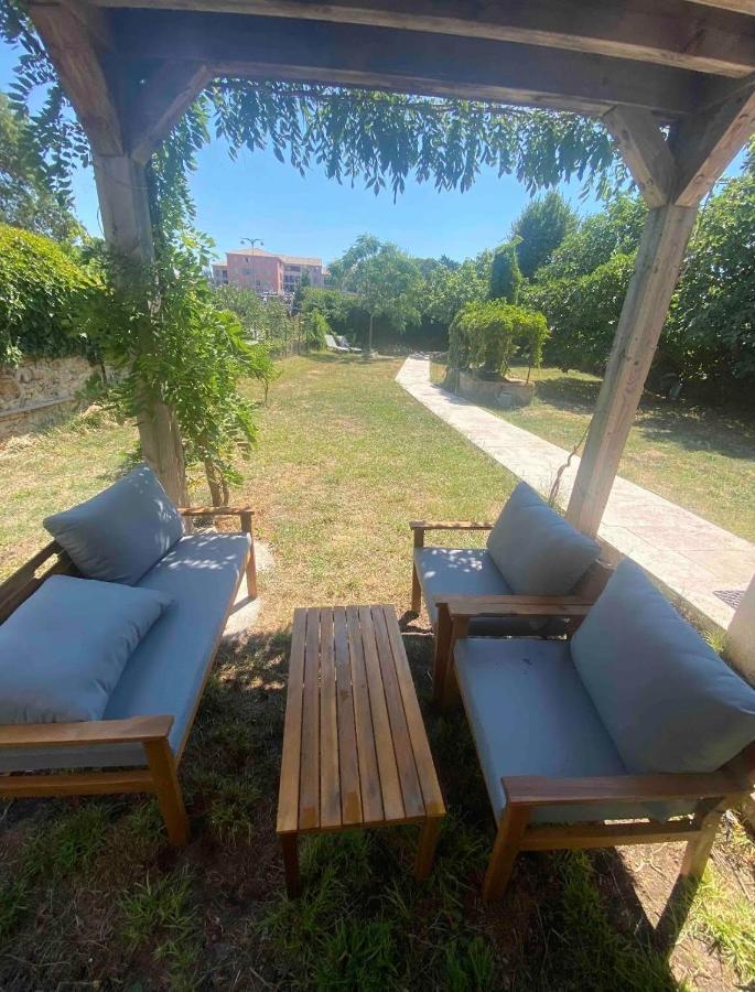 Petite Maison De Charme - Le Jardin Secret D'Alice Roquebrune-sur Argens Zewnętrze zdjęcie